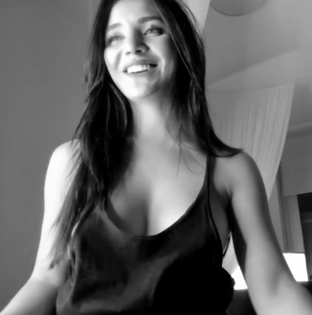 Latina Cams Teen Lets A Nipple Slip Out - Nipple Slip