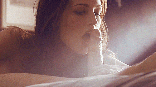 Apple Backside blowjob