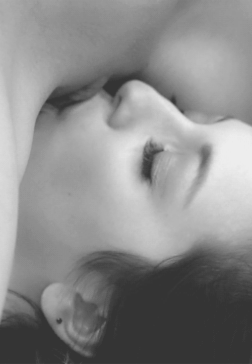 brunette Dicklick