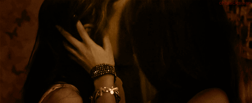 lesbos Smooching