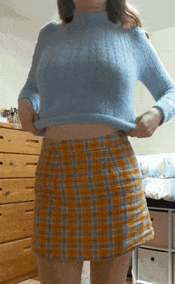 Sweaterskirttitspussy