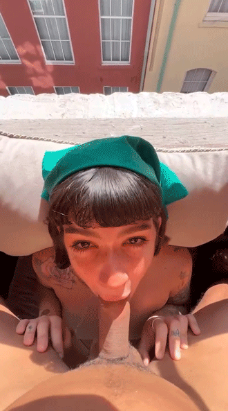 Latina Girl Sucking Dick Gif - Sucking Cock Porn Gifs and Pics - MyTeenWebcam