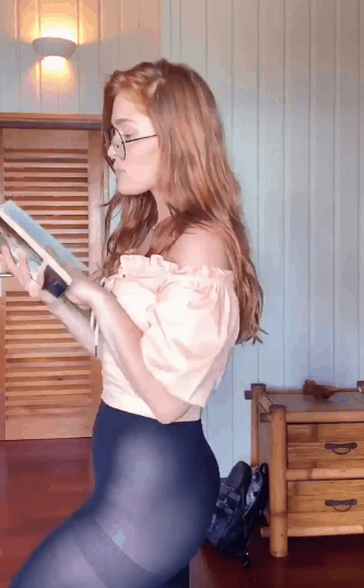 impressive ginger-haired in tights 