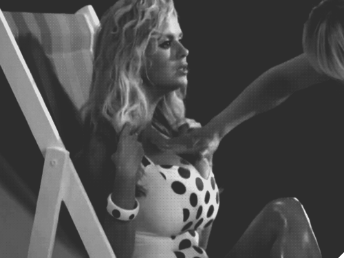 huge boobs blonde
