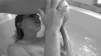 lesbos bath
