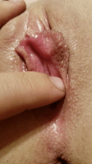 supah moist pinkish vagina