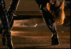 Shannon Elizabeth puny