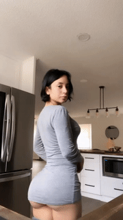 brief haired veronica perasso bouncing her butt