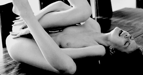 rubbing dark-skinned-haired