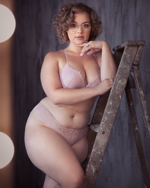 curvaceous carrie hope fletcher